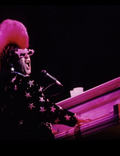 Tres Hombres Art, sommarutställning, Elton John